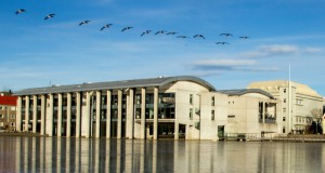 14 milljarðar í byggingar og malbikun