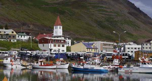 03.08.2016 Siglufjörður – raflagnir í Bæjarbryggju 2016
