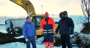 Unnið er að því að stækka húsnæði Flugbjörgunarsveitarinnar á Hellu