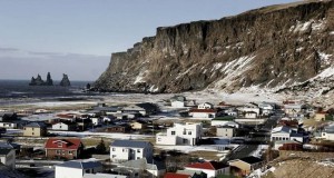 Kínverskur fjárfestir vill byggja áttatíu til hundrað herbergja þriggja stjörnu hótel með veitingasal í Vík