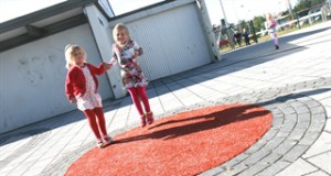 22.04.2016 Leikskóla- og skólalóðir 2016 – Fallvarnar- og yfirborðsefni, 2ja umslaga útboð