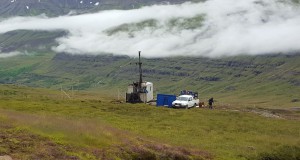 Rannsaka jarðgangaleið undir Fjarðarheiði