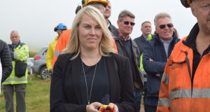 Húsavíkurhöfðagöng opin í báða enda