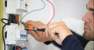 Vantar 200 menntaða rafiðnaðarmenn á ári