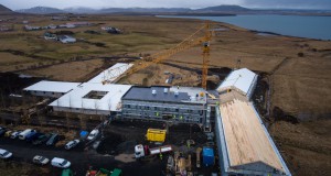 Ný meðferðarstöð komin undir þak