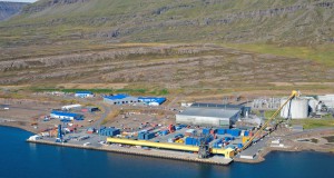 04.04.2017 Fjarðabyggð – Mjóeyrarhöfn, fylling undir stálþil