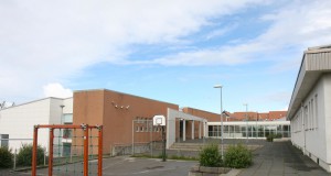 05.04.2017 Grandaskóli – Viðgerðir á múrklæðningu 2017