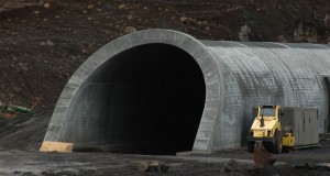 Malbikun hefst í Norðfjarðargöngum