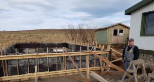 Framkvæmdir í vorblíðunni í Langanesbyggð