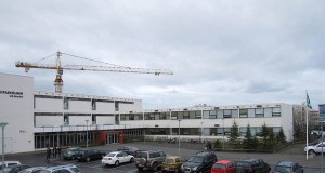 03.10.2017 Borgarholtsskóli og Fjölbrautaskólinn við Ármúla – þjónustusamningur um málun