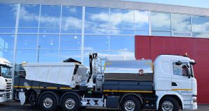 Borgarverk fær nýjan Scania G450 LB 8×4 malbiksviðgerðarbíl