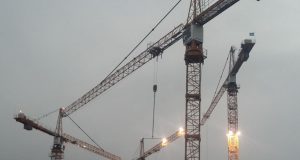 Byggingakranarnir álíka margir og árið 2007