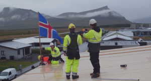 Nýtt timbureiningahús á Akranesi vekur athygli á youtube