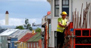 Framboð nýrra íbúða bítur ekki á verðið