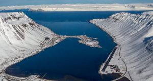 04.05.2021 Ísafjörður: Lenging Sundabakka 2021