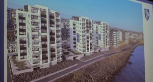 Byggingaverktaki fær háar skaðabætur – ” Laumast við að hliðra þessu húsi til á byggingarreit”