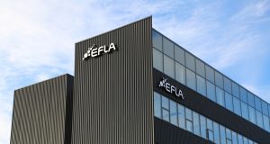 Landark sameinast inn í Eflu