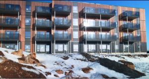 Reistu 27 íbúðir á tveimur vikum