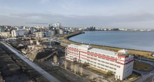 Skoða íbúðir í stað Íslandsbankahússins