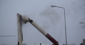 Strompurinn á Akranesi var sprengdur í gær