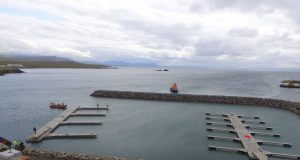 Flotbryggjur settar upp á Skagaströnd