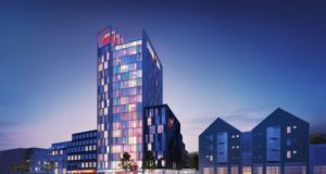 Nýr sautján hæða hótelturn kallast á við Hallgrímskirkju