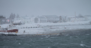21.06.2021 Uppsetning snjósöfnunargrinda á Flateyri
