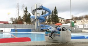 Kostnaður við vatnsrennibraut langt fram úr áætlun