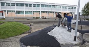 Sextán skólalóðir endurgerðar í sumar