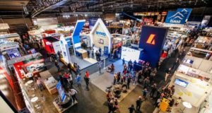 Verk og vit frestað vegna veirunnar