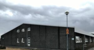 Kópavogsbær semur við Og Syni/Ofurtólið ehf. vegna Álfhólsskóli Hjalli – endurnýjun álmu 5
