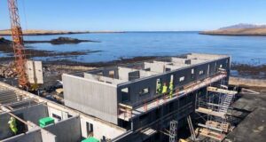 Fjórir börðust um hverja íbúð í Þorpinu