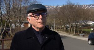 „Hraðahindrun á framkvæmdanna vegi“