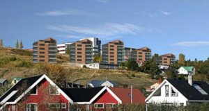 Bæjarstjórn Akureyri klofnaði í afstöðu til háhýsa