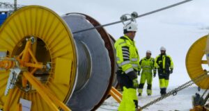 Erfiðar aðstæður við byggingu Kröflulínu 3