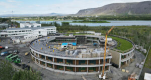 Innivinna í fullum gangi við nýtt hjúkrunarheimili á Selfossi