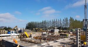 Framkvæmdir hafnar í Hraunbæ 133 að hálfu ÍAV