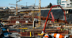 Nýr Landspítali fram úr áætlun