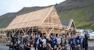 Fisherman að byggja nýtt reykhús á Suðureyri