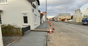 Byrjað að steypa á Laugarbrautinni á Akranesi