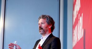 Miklabraut ráði ekki við byggð í Keldnalandi