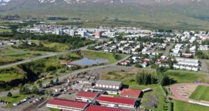 04.05.2022 Endurbætur á A-álmu og viðbyggingu við tengigang í Glerárskóla á Akureyri