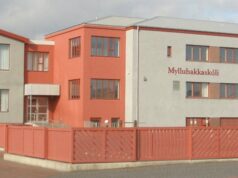 Reykjanesbær hafnar öllum tilboðum í lóðarfrágang við Myllubakkaskóla Reykjanesbær hafnar öllum tilboðum í lóðarfrágang við Myllubakkaskóla