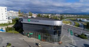 04.06.2025 Viðhald stálvirkis – Sandblástur, endurnýjun stífa og málun