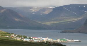 28.10.2025 Snjóflóðavarnir í Bíldudal – Jarðstyrkingarkerfi