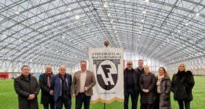 Hafnarfjarðarbær kaupir Skessuna
