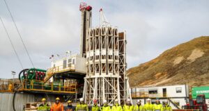 Bora tvo kílómetra í leit að vatni fyrir Hafnarfjörð