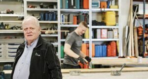 Sex ára gamalt hús í viðgerð: Ekki við flötu þökin að sakast