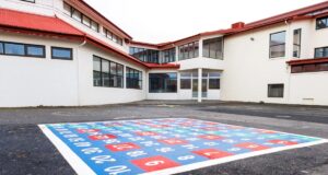 10.02.2026 Mosfellsbær. Varmárskóli, Vesturálma – Kjallari