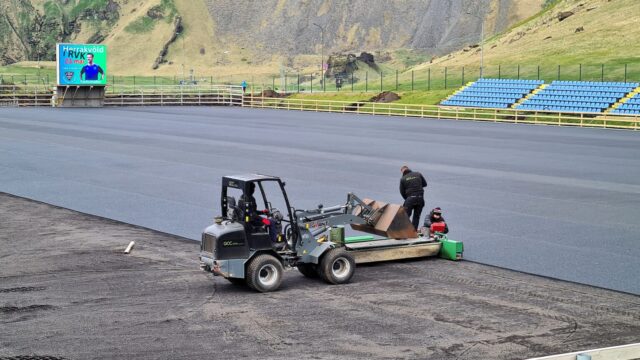 12.05.2025 Framkvæmdum miðar ágætlega við Hásteinsvöll